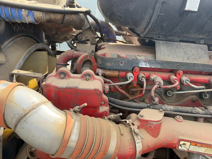 2012-kenworth-900b-image-62