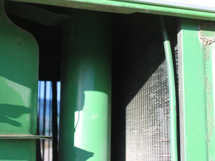 john-deere-4620-image-98