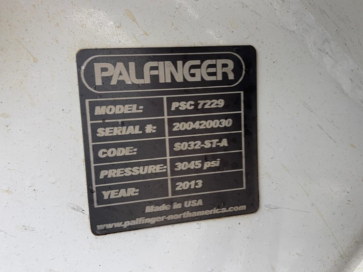 2014-peterbilt-389-image-15