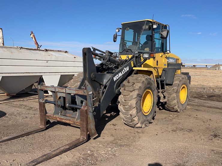 komatsu-wa200-image-4