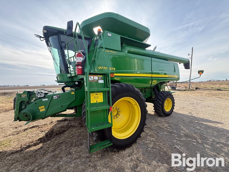 2010-john-deere-9770-sts-image-1