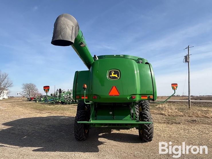 2010-john-deere-9770-sts-image-6