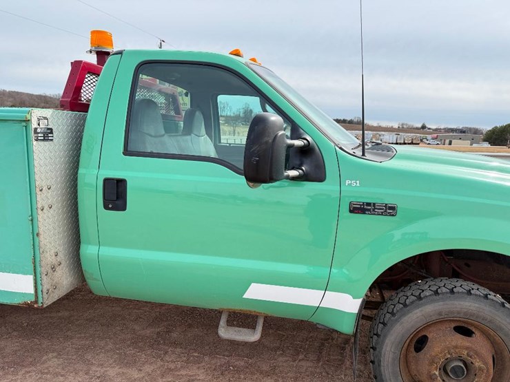 ford-f450-xl-image-25