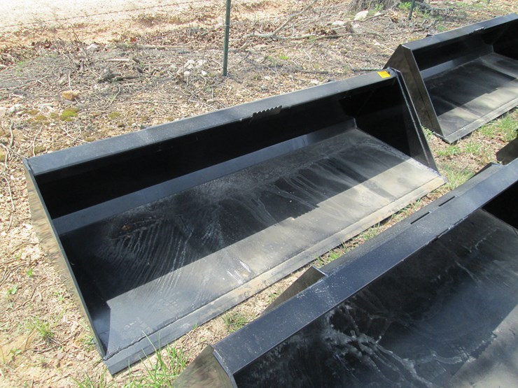 #44098-•-84"-skid-steer-bucket-image-2