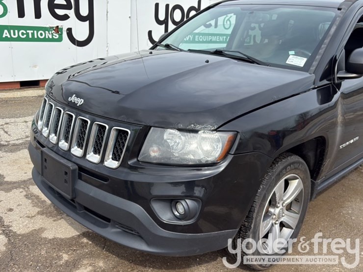 2017-jeep-compass-image-35