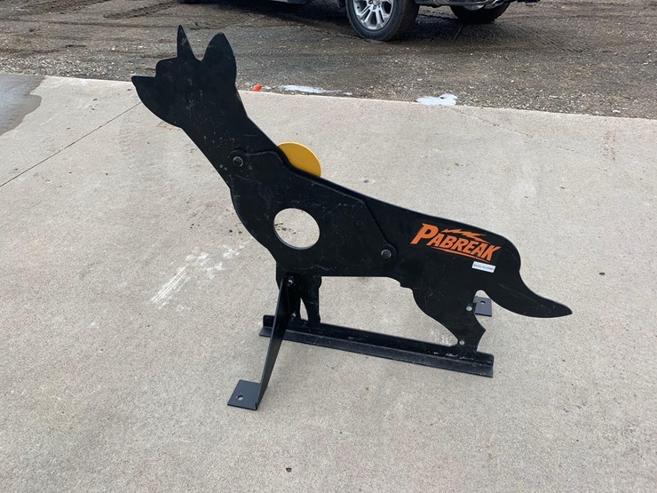 ar500-steel-coyote-shooting-target-with-heart-flapper-image-4