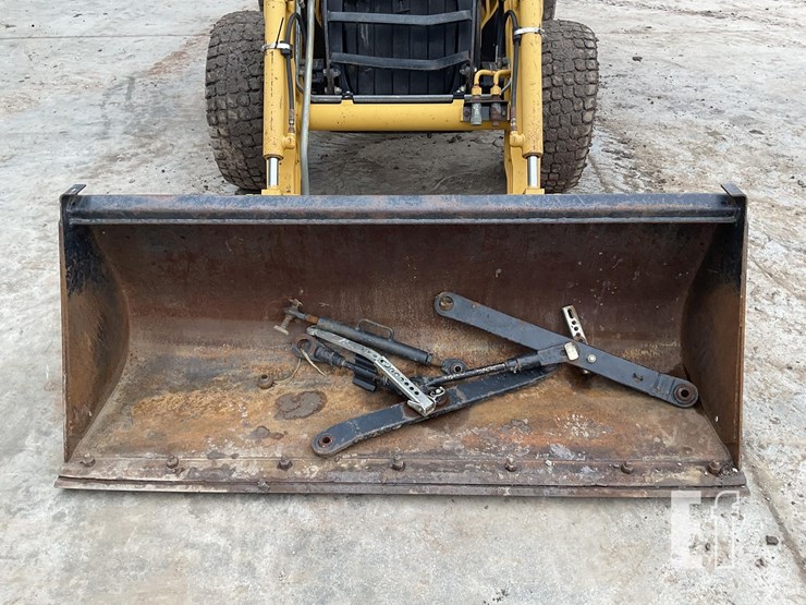 2003-deere-110-image-9