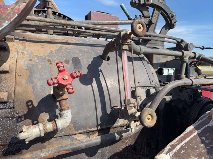 1910-advance-rumely-steam-traction-engine-image-37