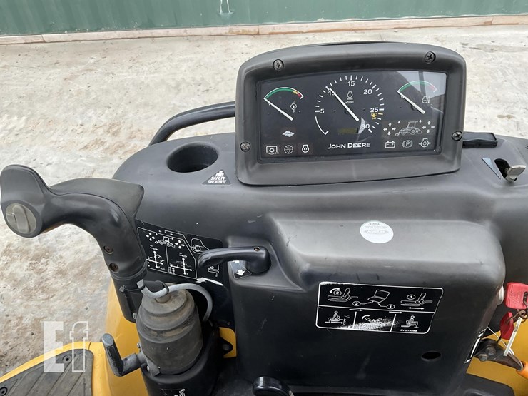 2003-deere-110-image-13