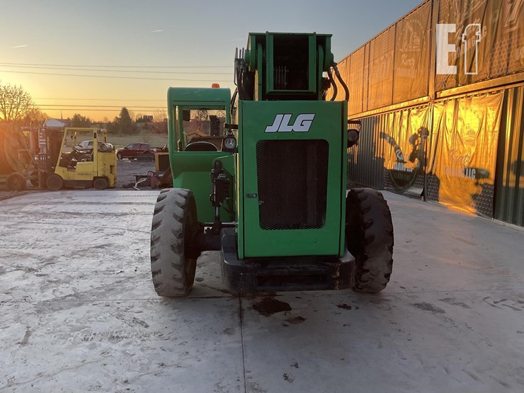 2018-sky-trak-8042-image-3