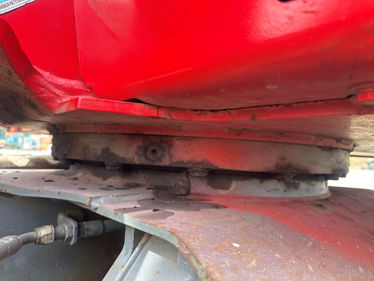 2014-takeuchi-tb240-image-51