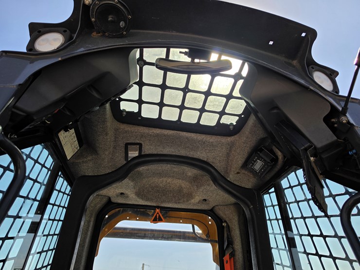 2023-deere-333g-image-8