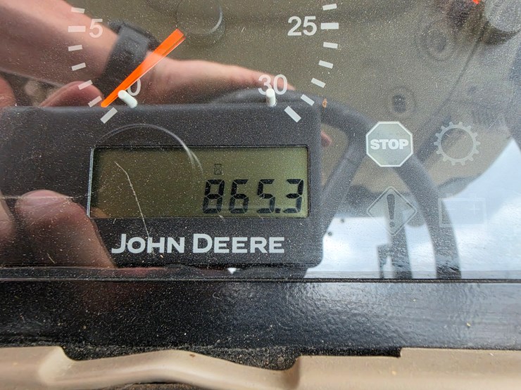 2009-john-deere-6115d-image-22
