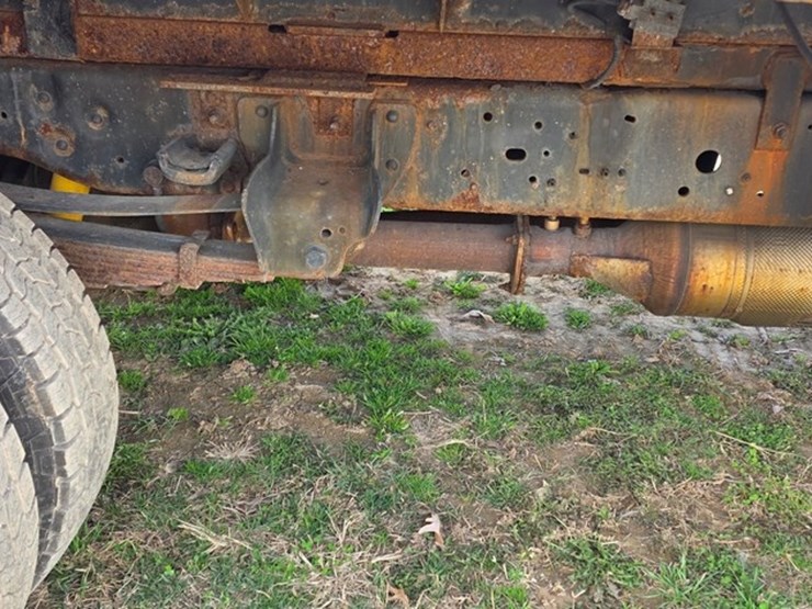 2014-ford-f350-image-29