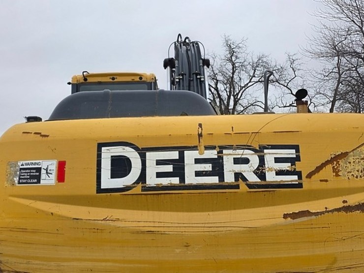 2012-deere-200d-lc-image-29