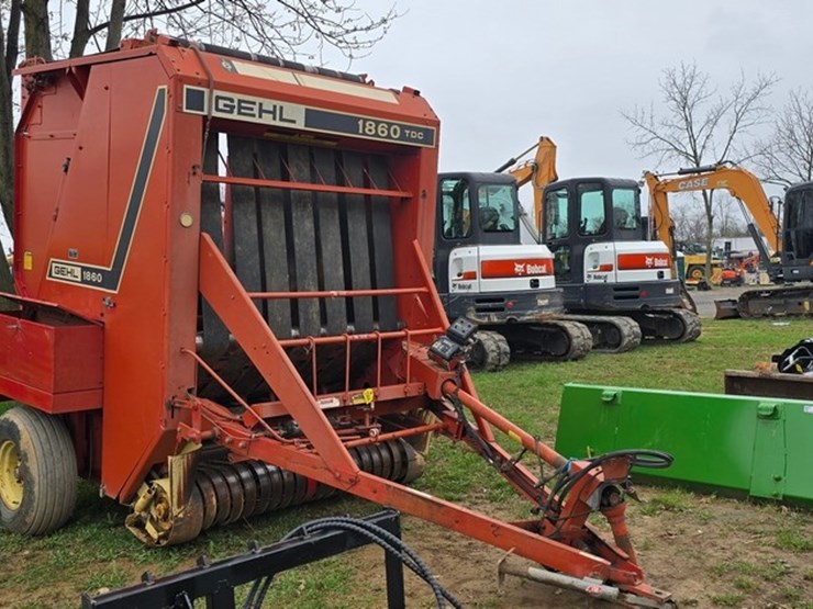 gehl-1860-image-2