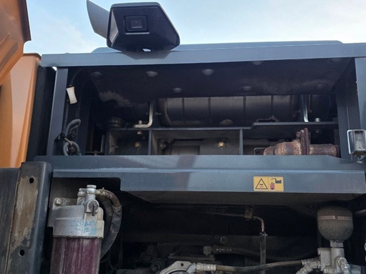 2022-case-cx250d-image-64