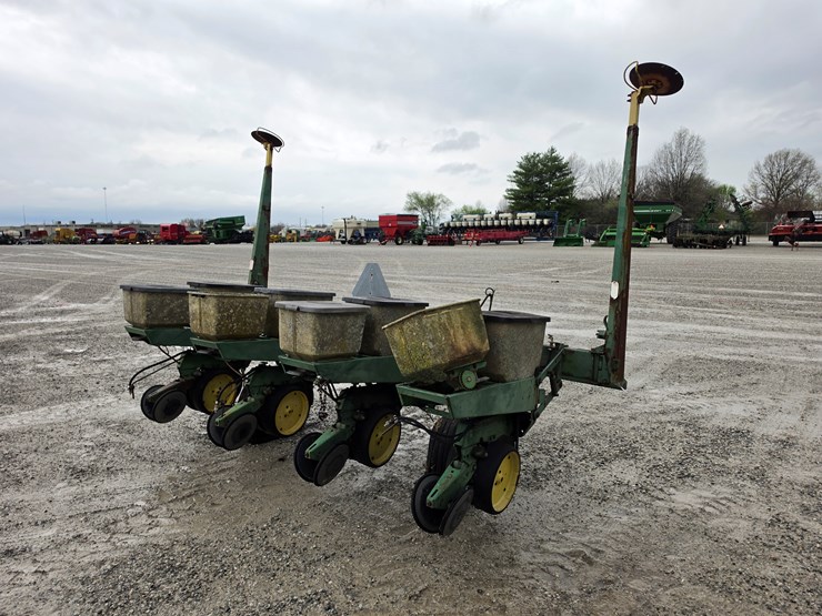 john-deere-7000-image-5