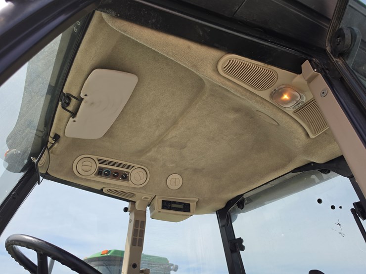 2016-john-deere-5100e-image-12