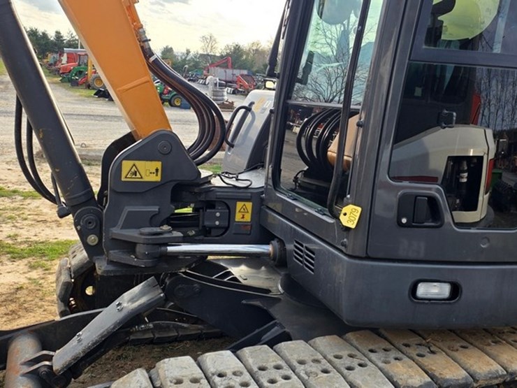 2021-case-cx80c-image-35