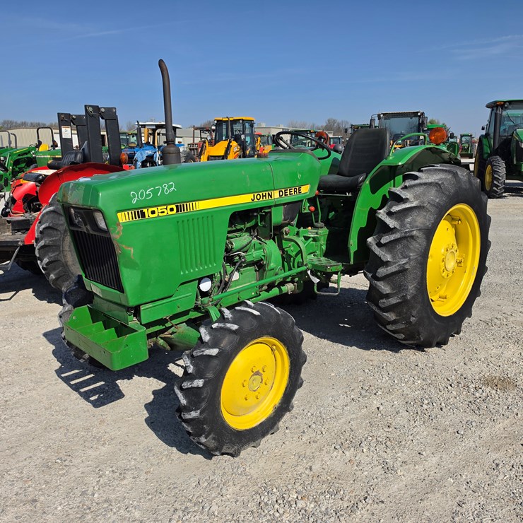 1983 JOHN DEERE 1050