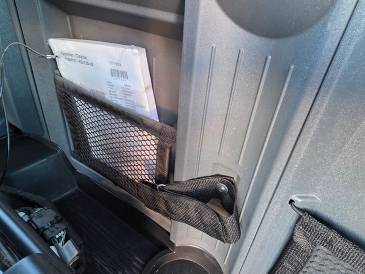 2024-caterpillar-930-image-69