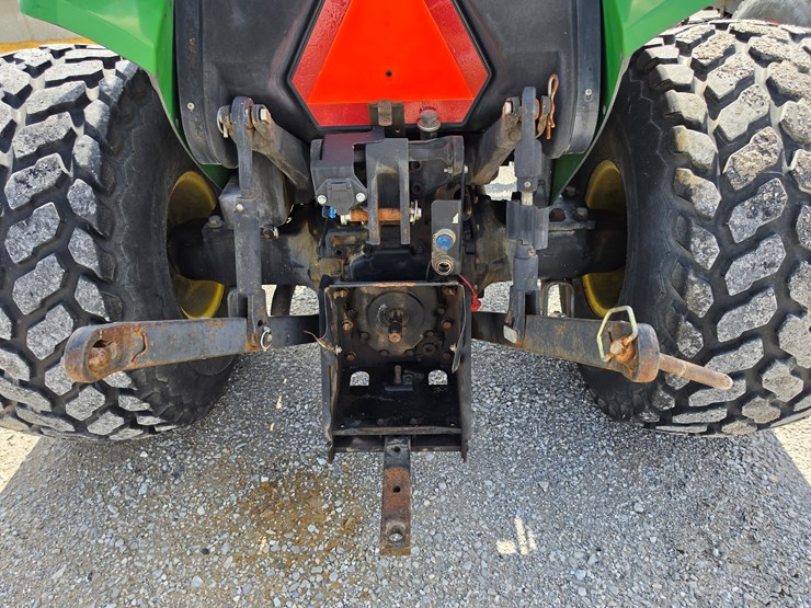 2004-john-deere-5220-image-14