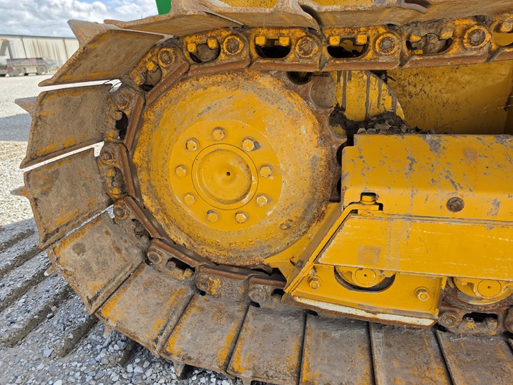 2023-deere-450-lgp-image-19