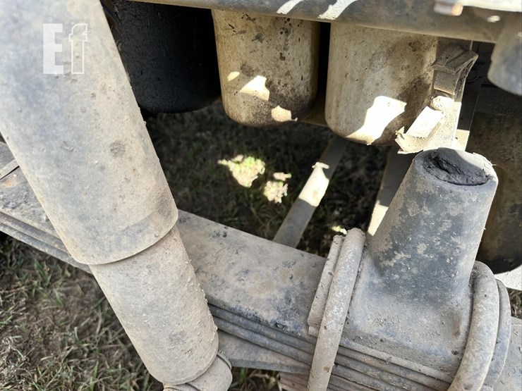 1991-freightliner-fld120-image-56