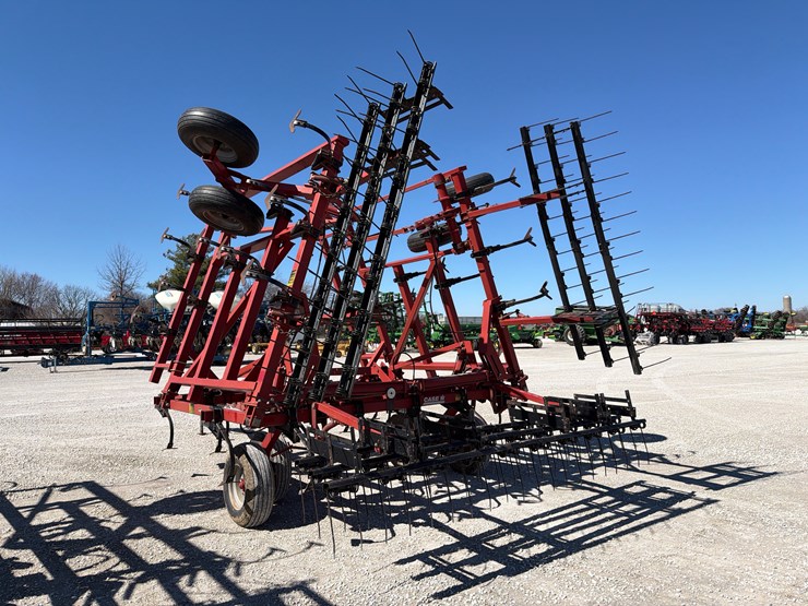 case-ih-4300-image-5