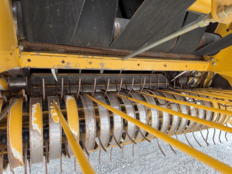 2016-vermeer-604n-image-4