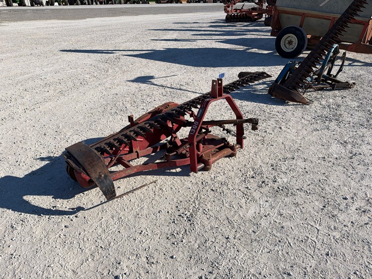 international-1300-image-1