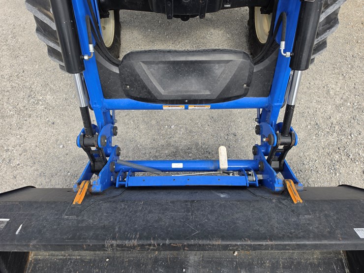 2019-new-holland-t5.120-image-5