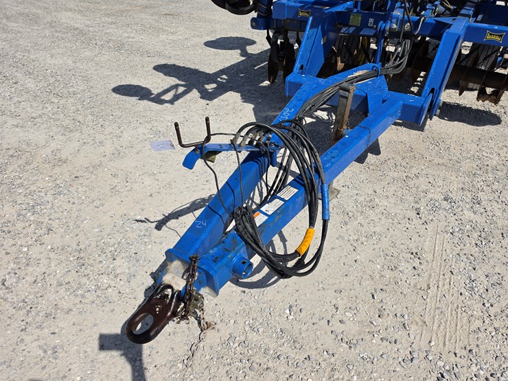 2010-landoll-7431-29-image-2