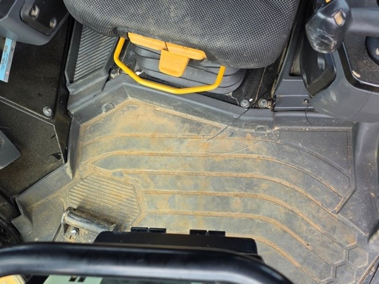 2021-caterpillar-d5-lgp-image-64