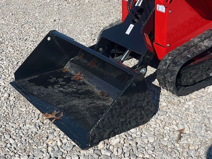 2026-sdlanch-sda-140t-mini-skid-steer-image-10