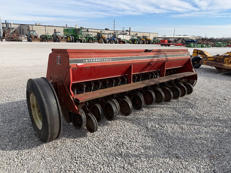 international-5100-image-9