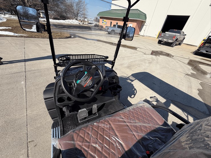 sdlanch-sdlgc100-six-seater-golf-cart-image-10