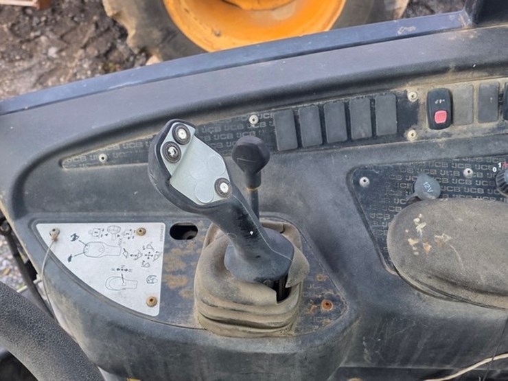 jcb-407-image-28