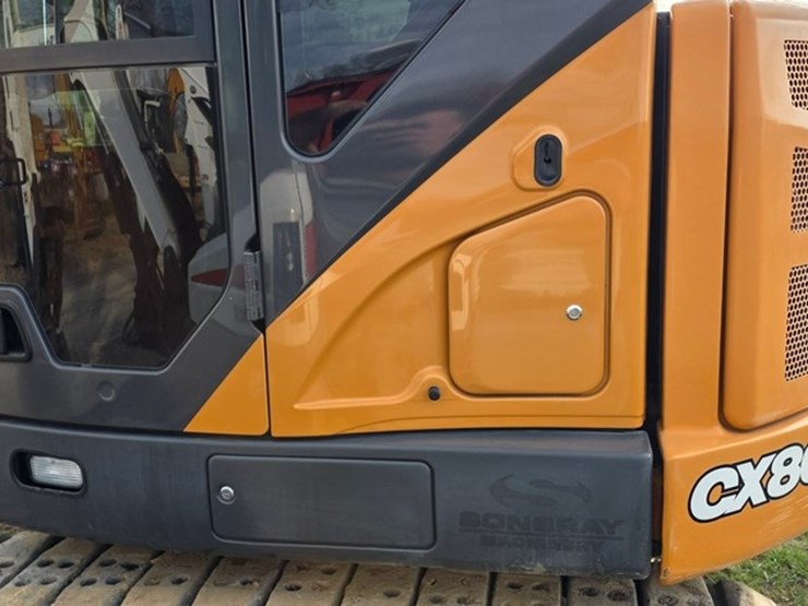 2021-case-cx80c-image-30