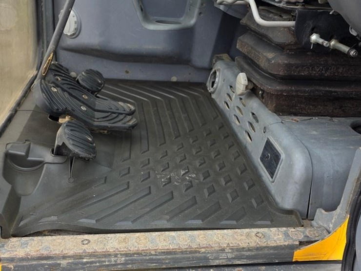 2008-volvo-ecr88-image-56