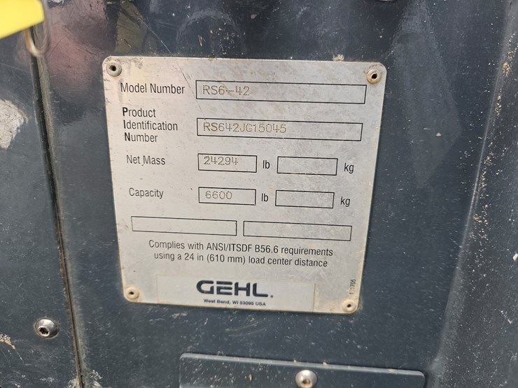 2015-gehl-rs6-42-image-11