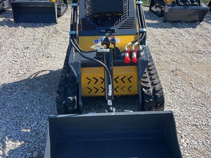 2026-sdlanch-dll60-mini-skid-steer-image-3