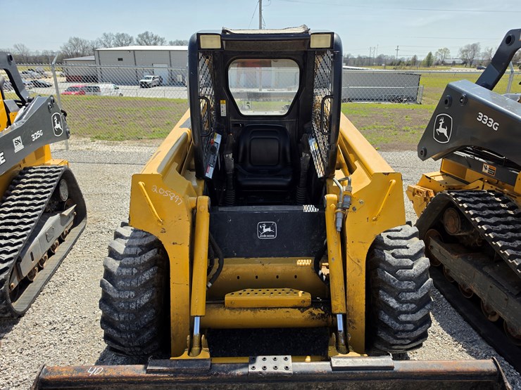 2002-john-deere-260-image-4