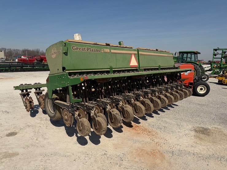 great-plains-solid-stand-15-image-6