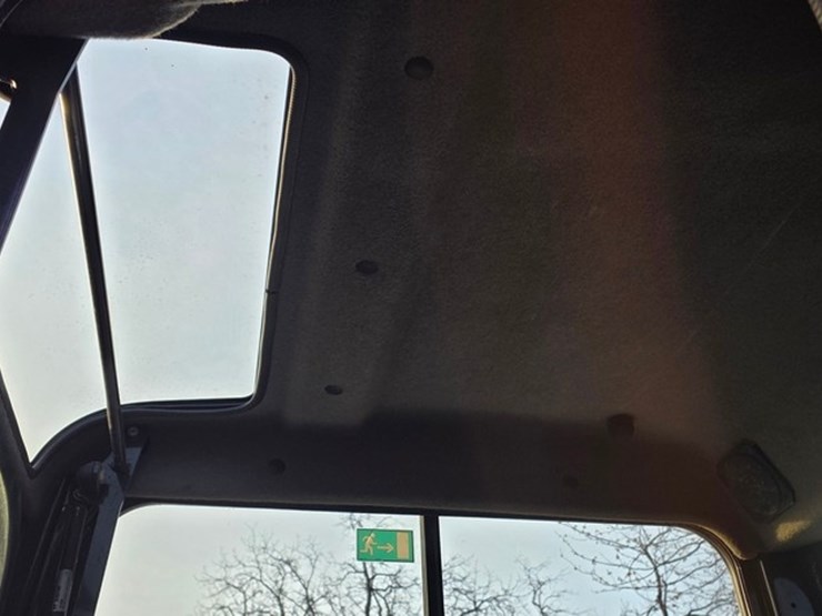 2019-bobcat-e55-image-60