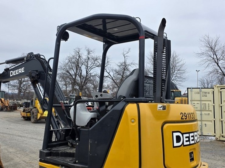 2019-deere-50g-image-22