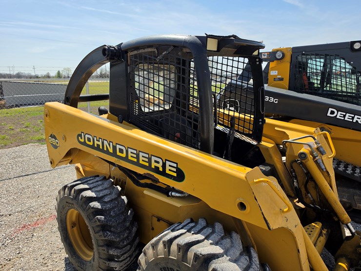 2002-john-deere-260-image-20