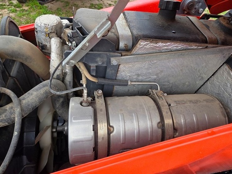 2018-kubota-l47-image-50