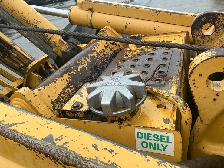 1999-deere-648-image-48